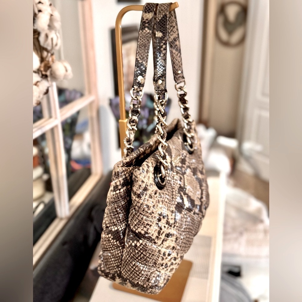 Kate Spade Quilted Maryanne Snakeskin embossed Handbag with dust bag EUC $378 - Picture 14 of 15